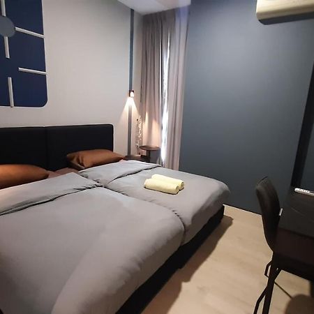 Santubong Suites B Just Like Home Damai Kuching Eksteriør bilde