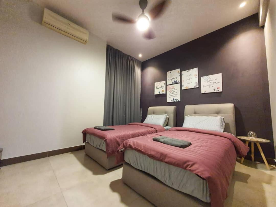 Santubong Suites B Just Like Home Damai Kuching Eksteriør bilde
