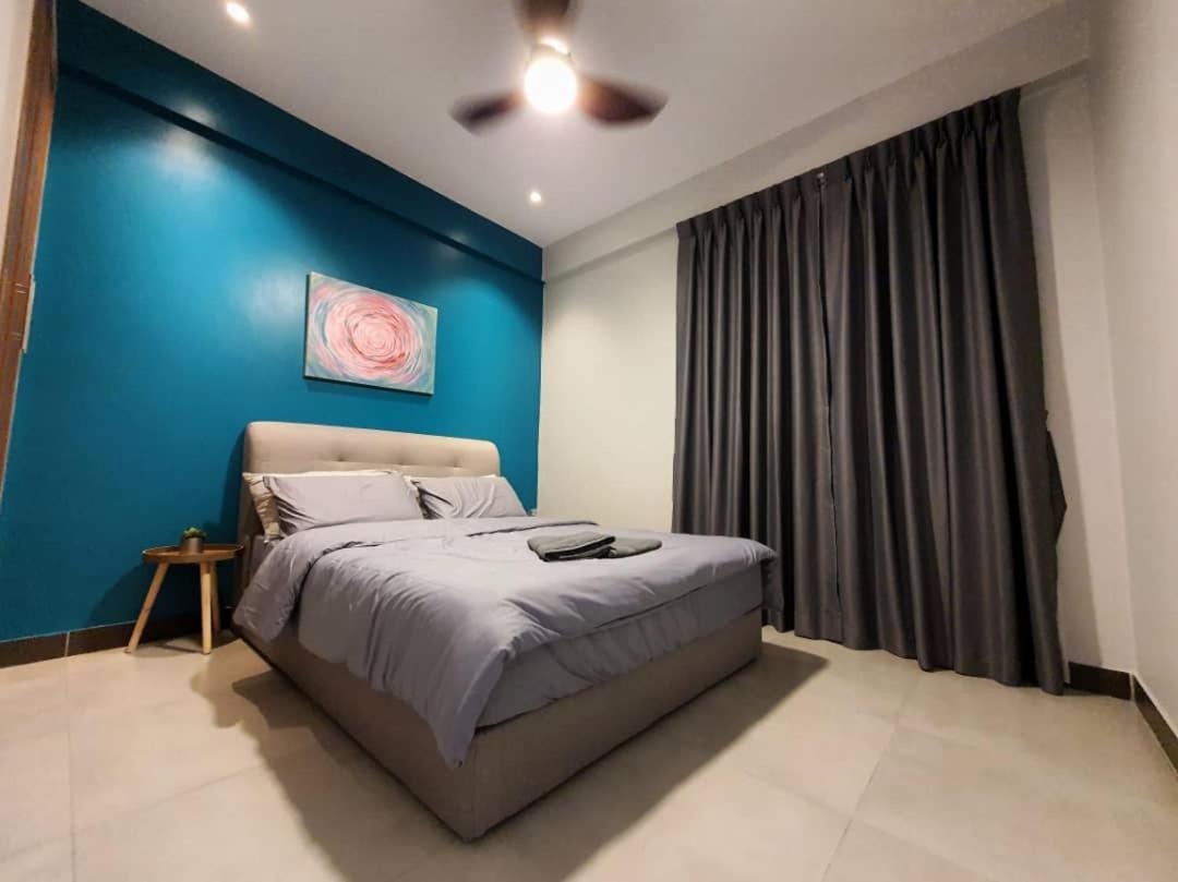 Santubong Suites B Just Like Home Damai Kuching Eksteriør bilde