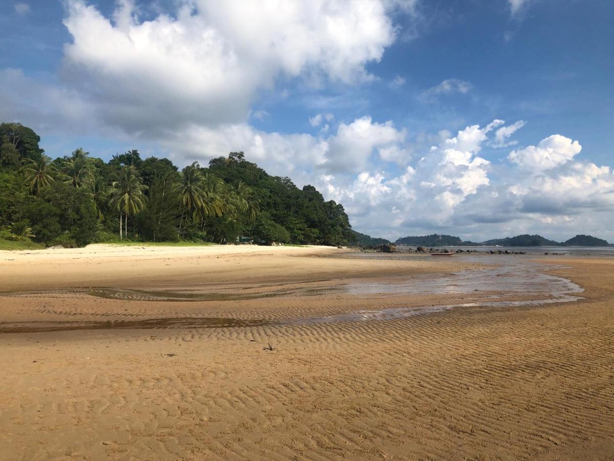 Santubong Suites B Just Like Home Damai Kuching Eksteriør bilde