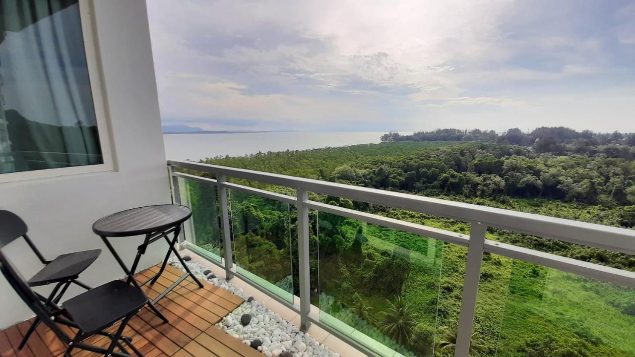 Santubong Suites B Just Like Home Damai Kuching Eksteriør bilde