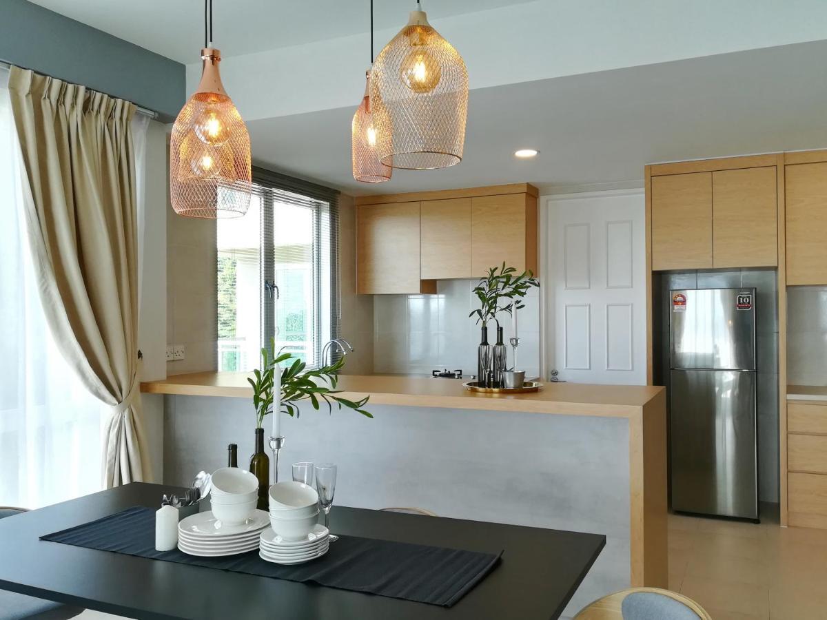 Santubong Suites B Just Like Home Damai Kuching Eksteriør bilde