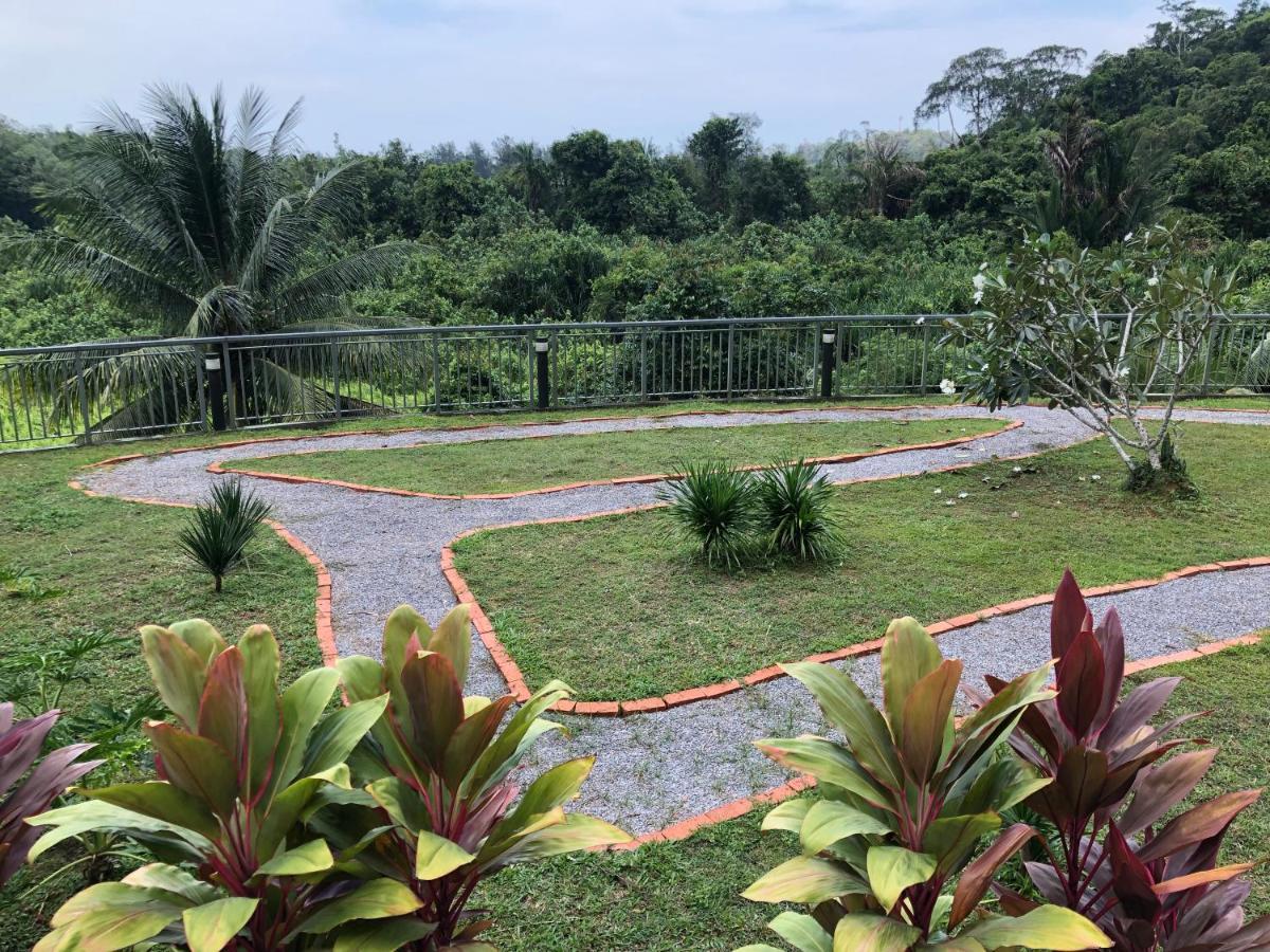 Santubong Suites B Just Like Home Damai Kuching Eksteriør bilde